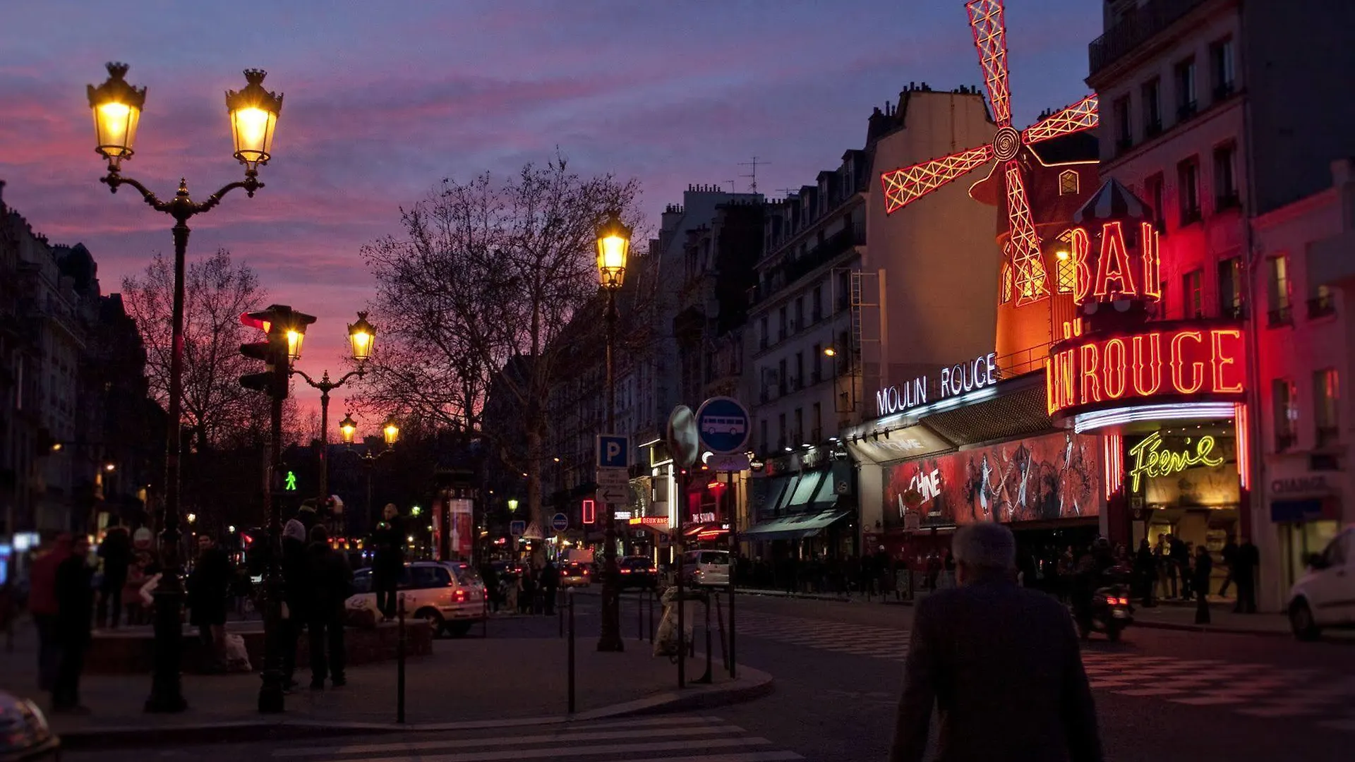 Blanche Montmartre Hotel Paris