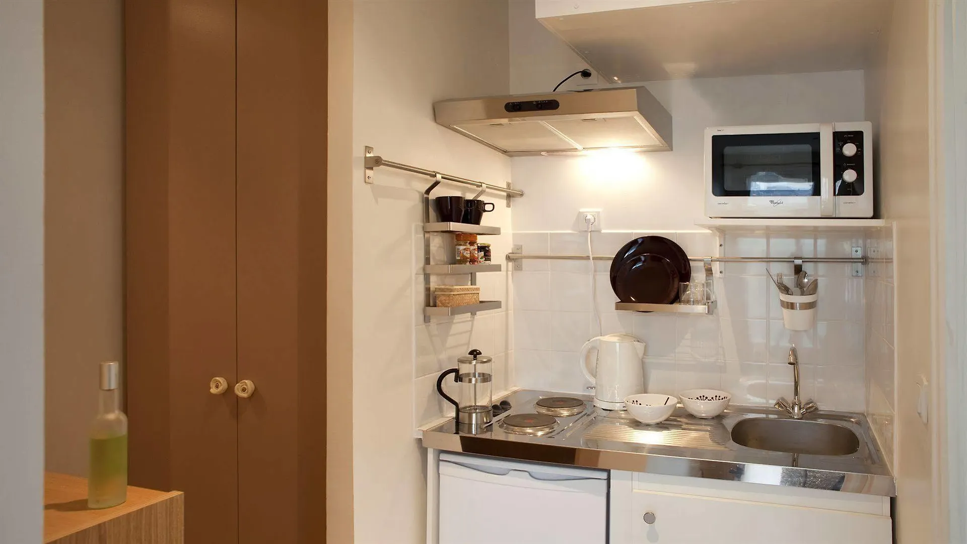 Hotel Blanche Montmartre 2*