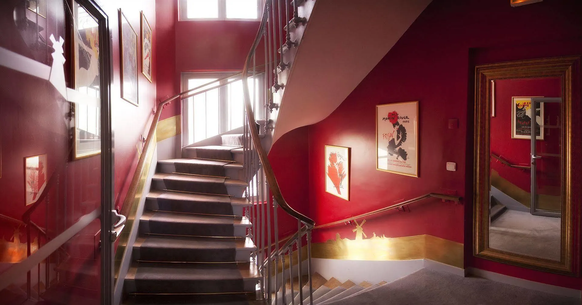 Blanche Montmartre Hotel 2*